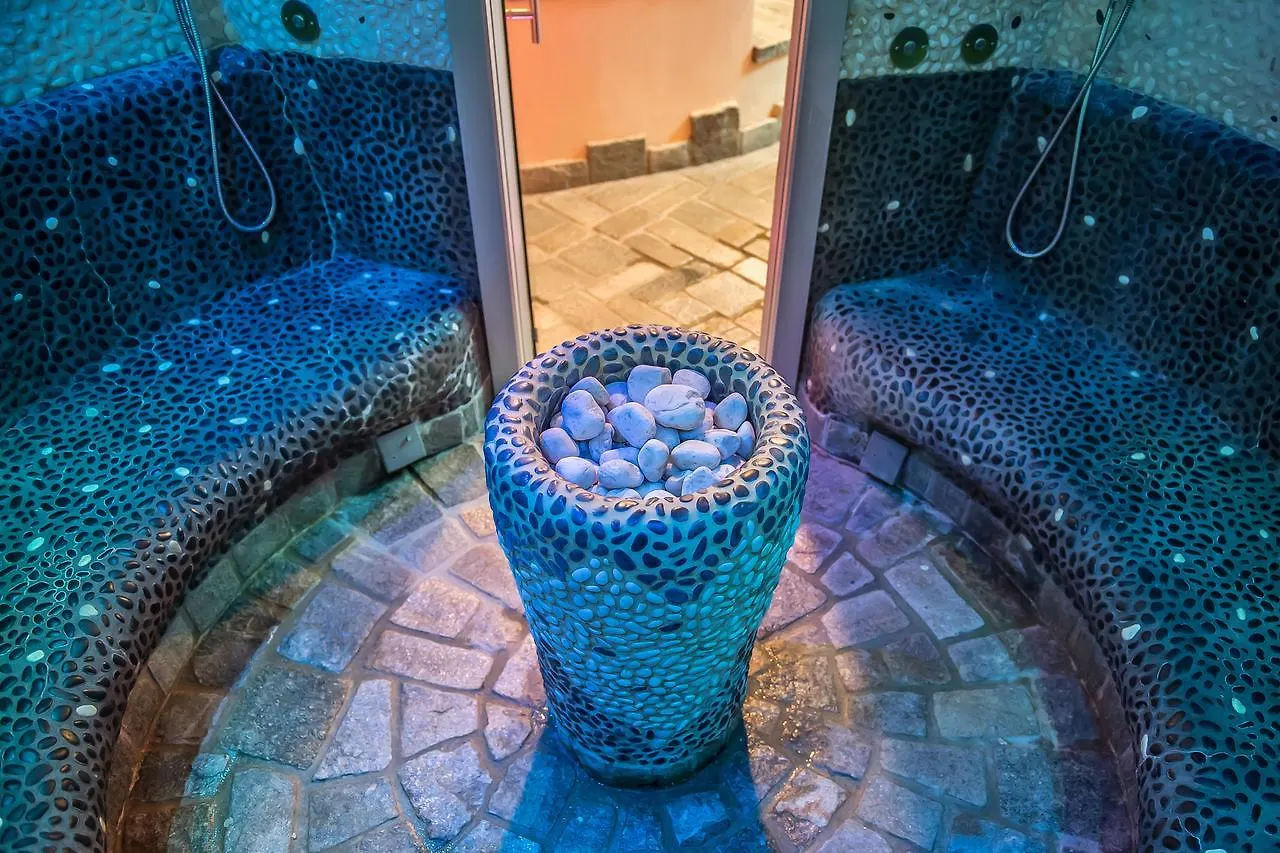 ***  Hotel Capriolo Livigno Italy